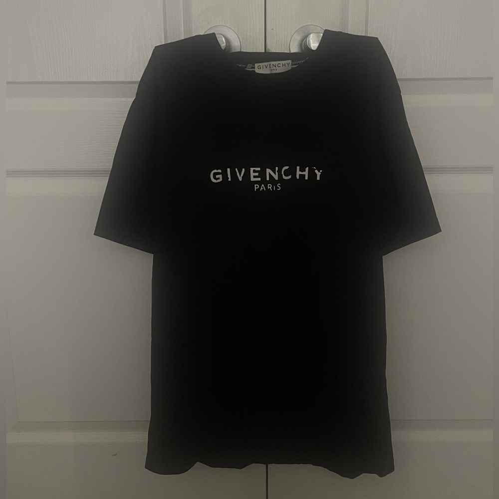 Givenchy Paris T-Shirt Authentic